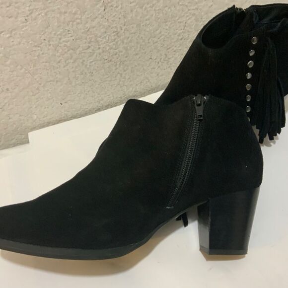 Vionic • Faros Fringed Bootie ankle boot black suede heeled studded orthotic - Picture 6 of 10